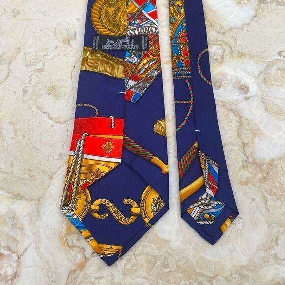 Vintage Hermes “Scarf” Tie 100% Silk Rare - Picture 3 of 8